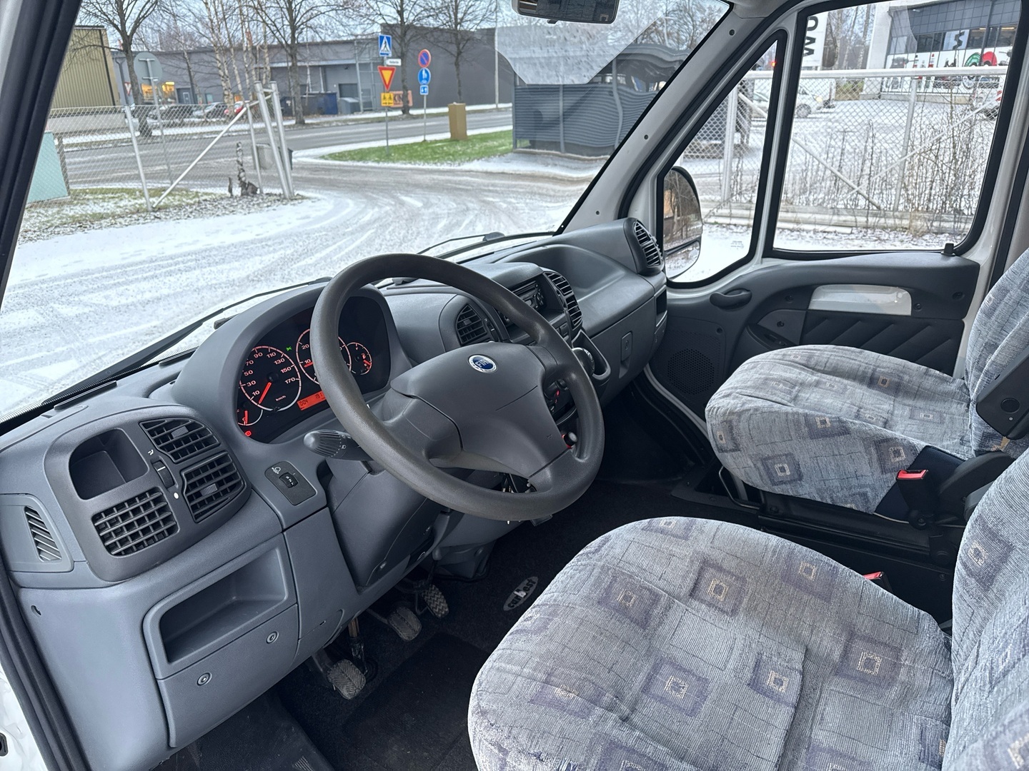 ADRIA Coral 660 DP 2004