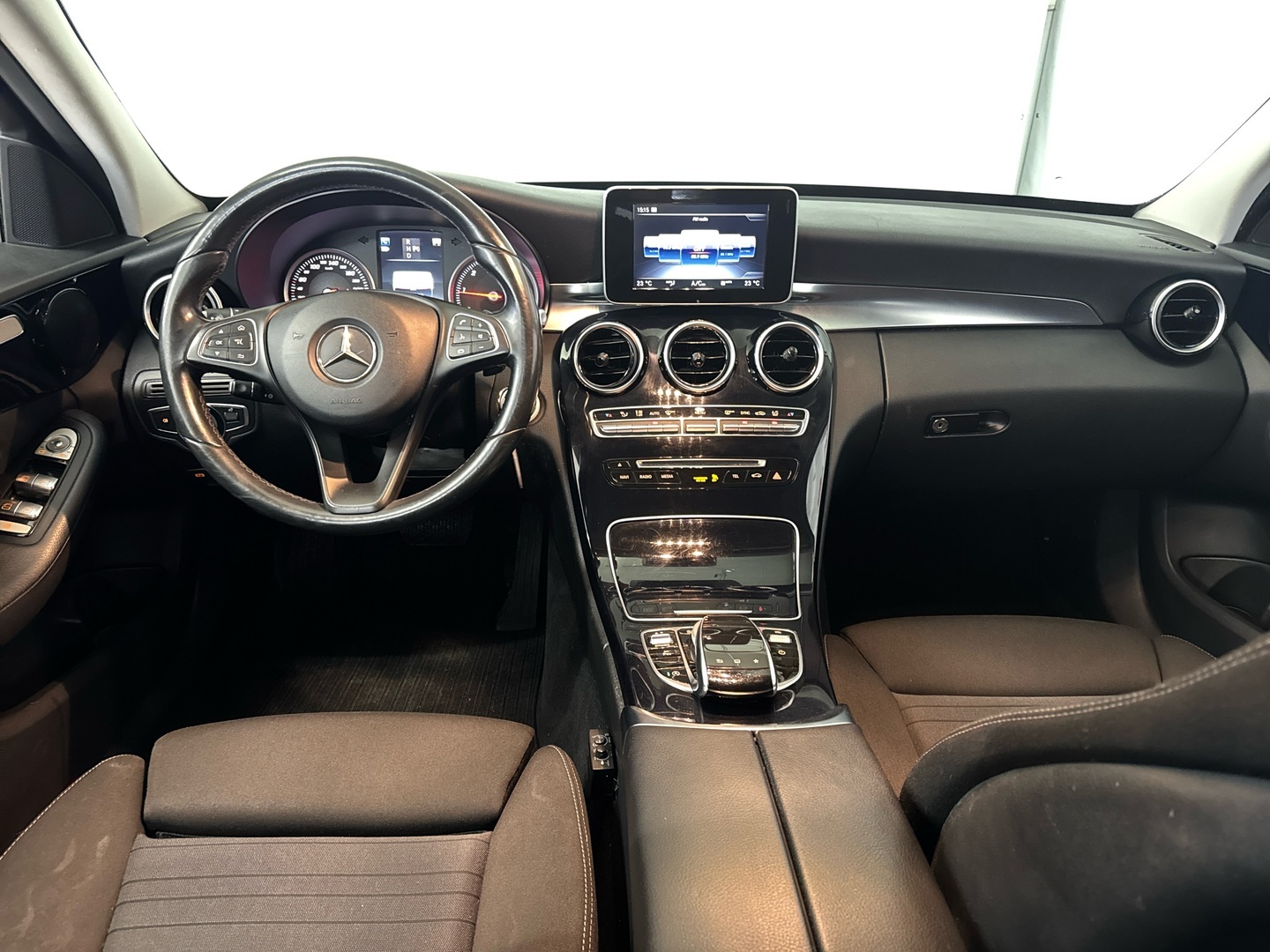 MERCEDES-BENZ C 2015