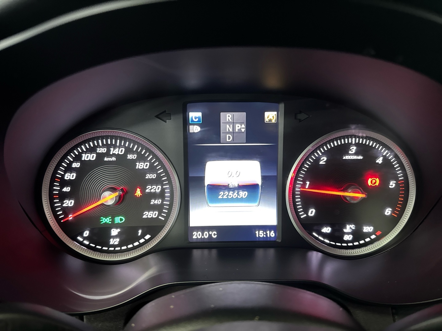 MERCEDES-BENZ C 2015