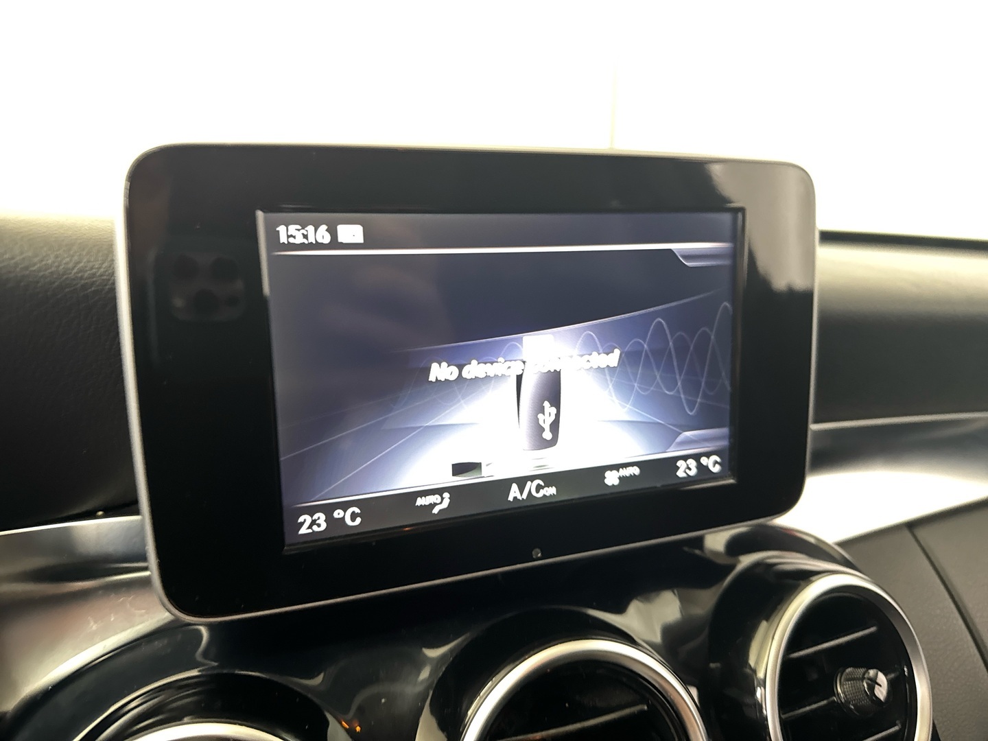 MERCEDES-BENZ C 2015