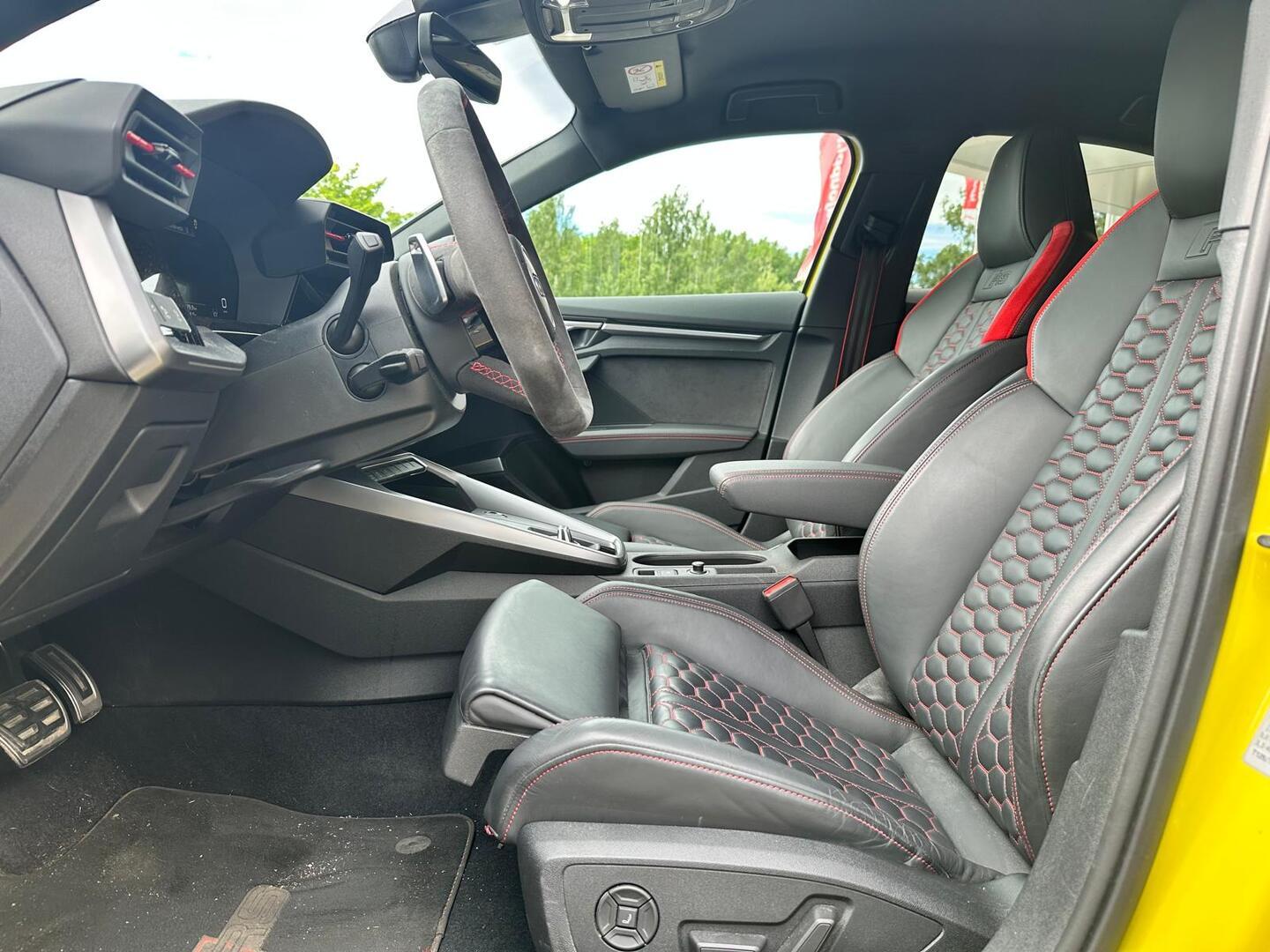 AUDI RS 3 2023