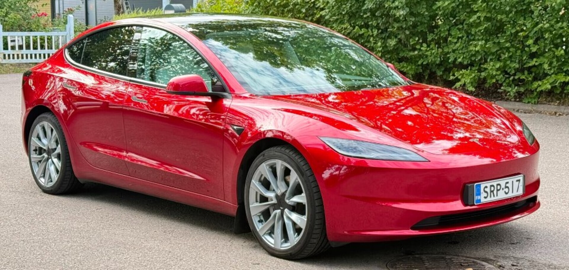 TESLA Model 3 2024