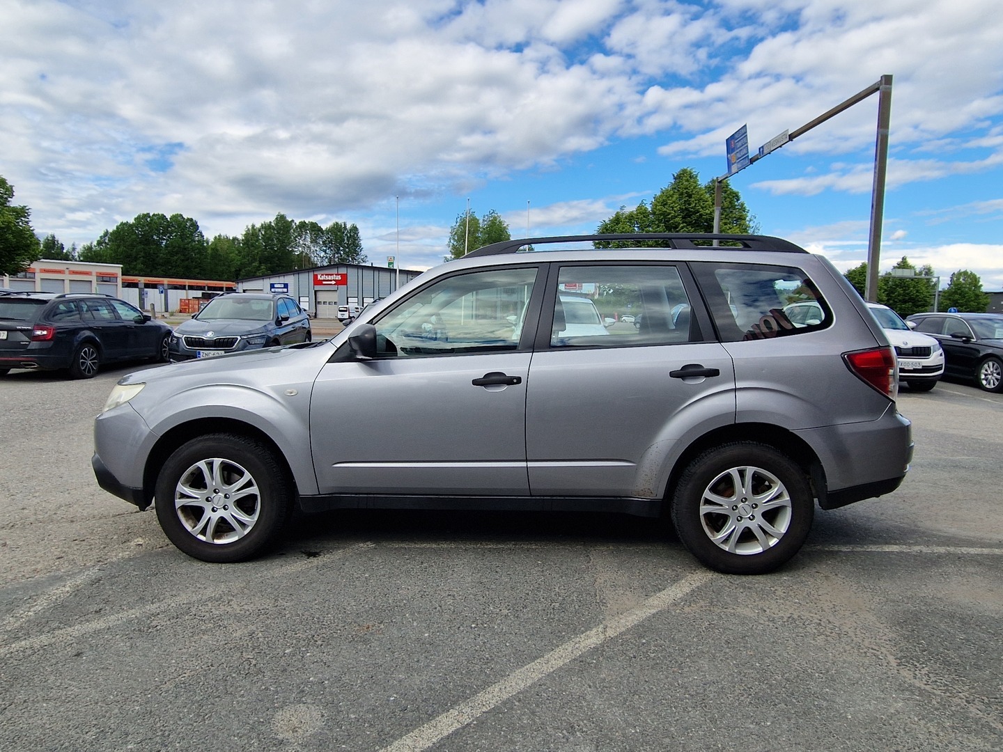 SUBARU Forester 2011