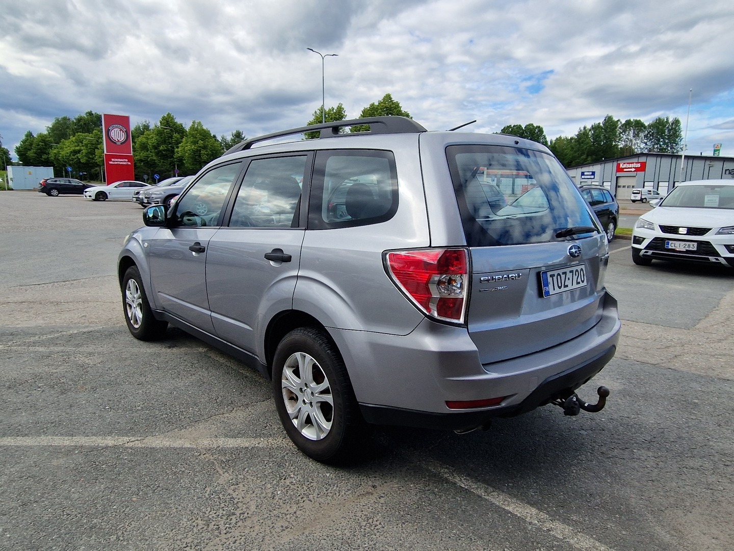 SUBARU Forester 2011