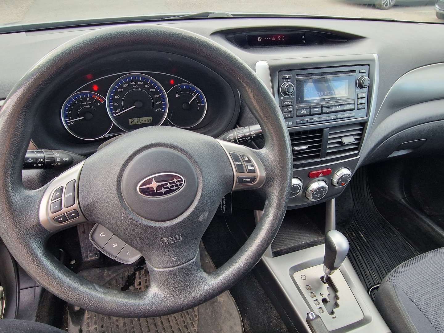 SUBARU Forester 2011
