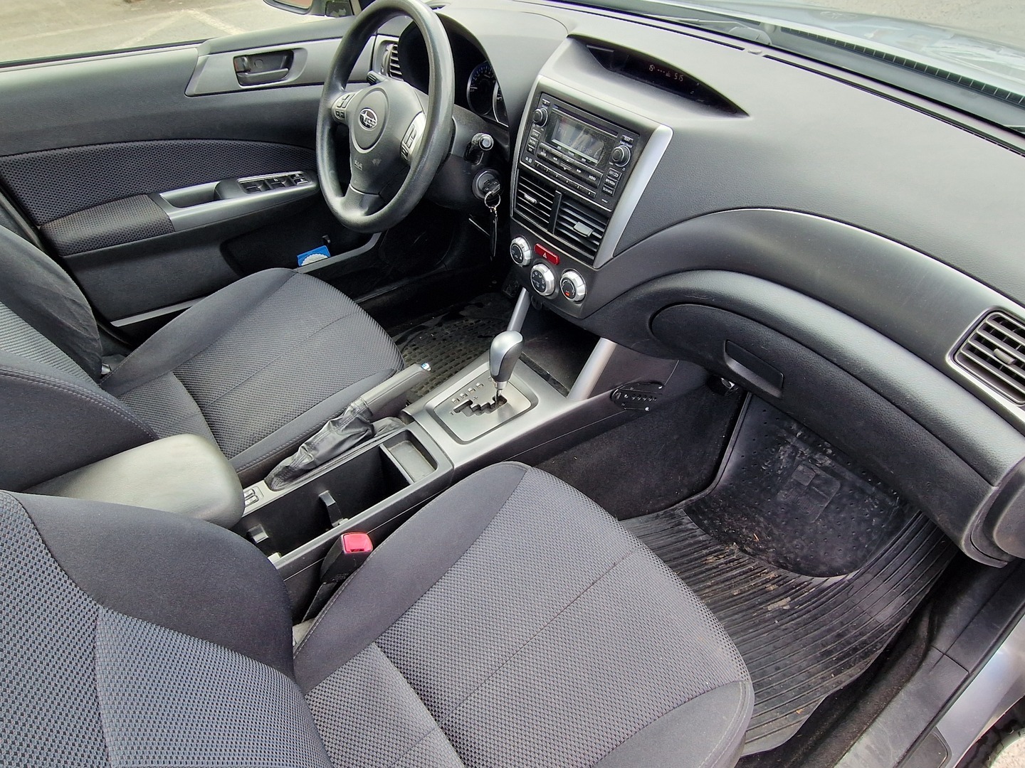SUBARU Forester 2011
