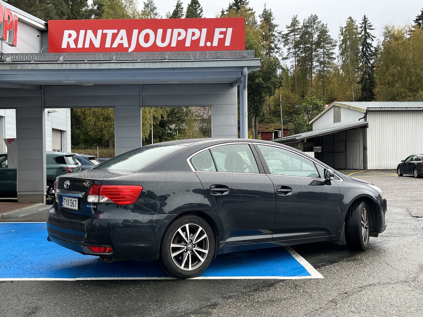 TOYOTA Avensis 2