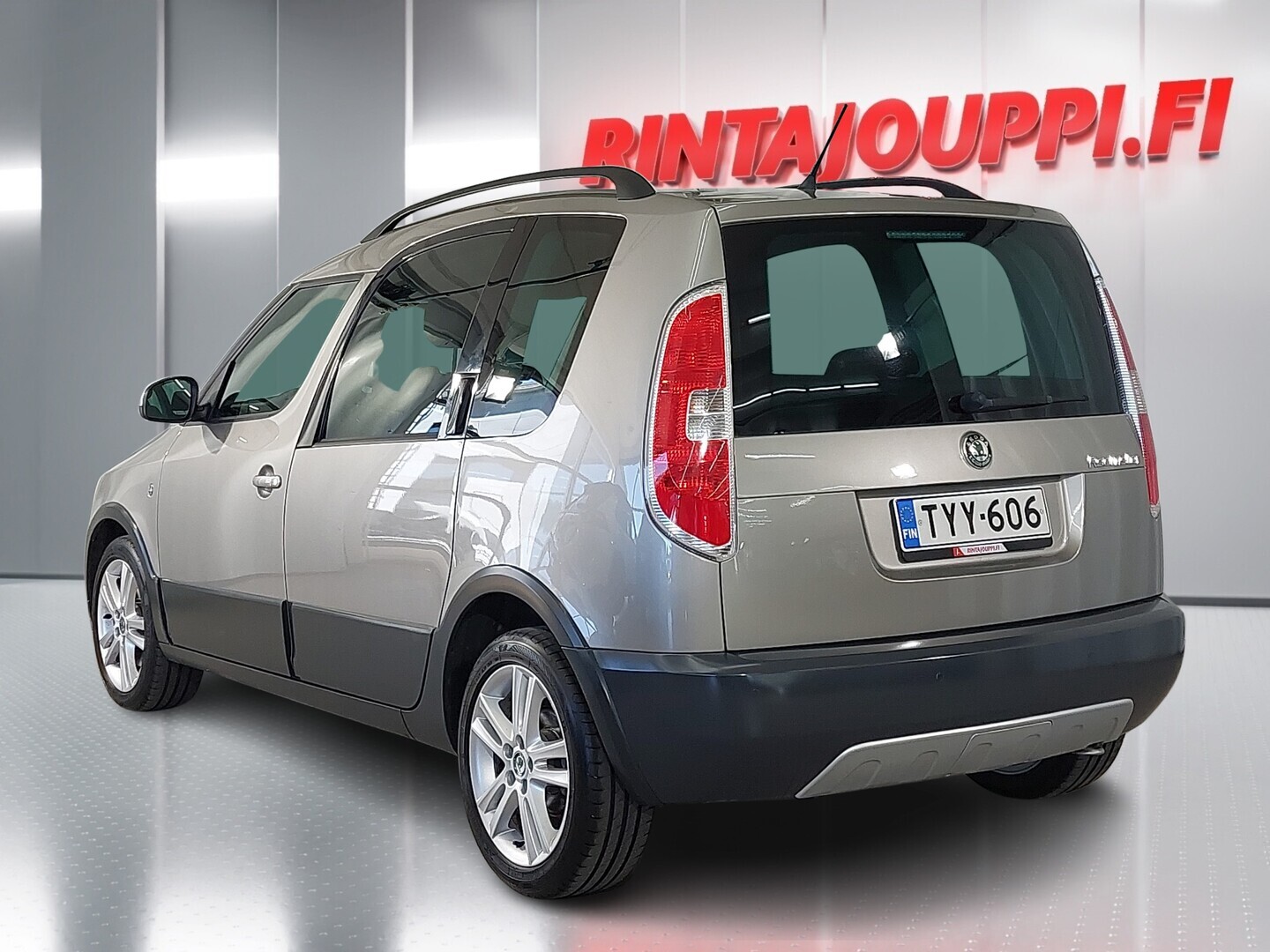 SKODA Roomster 2012