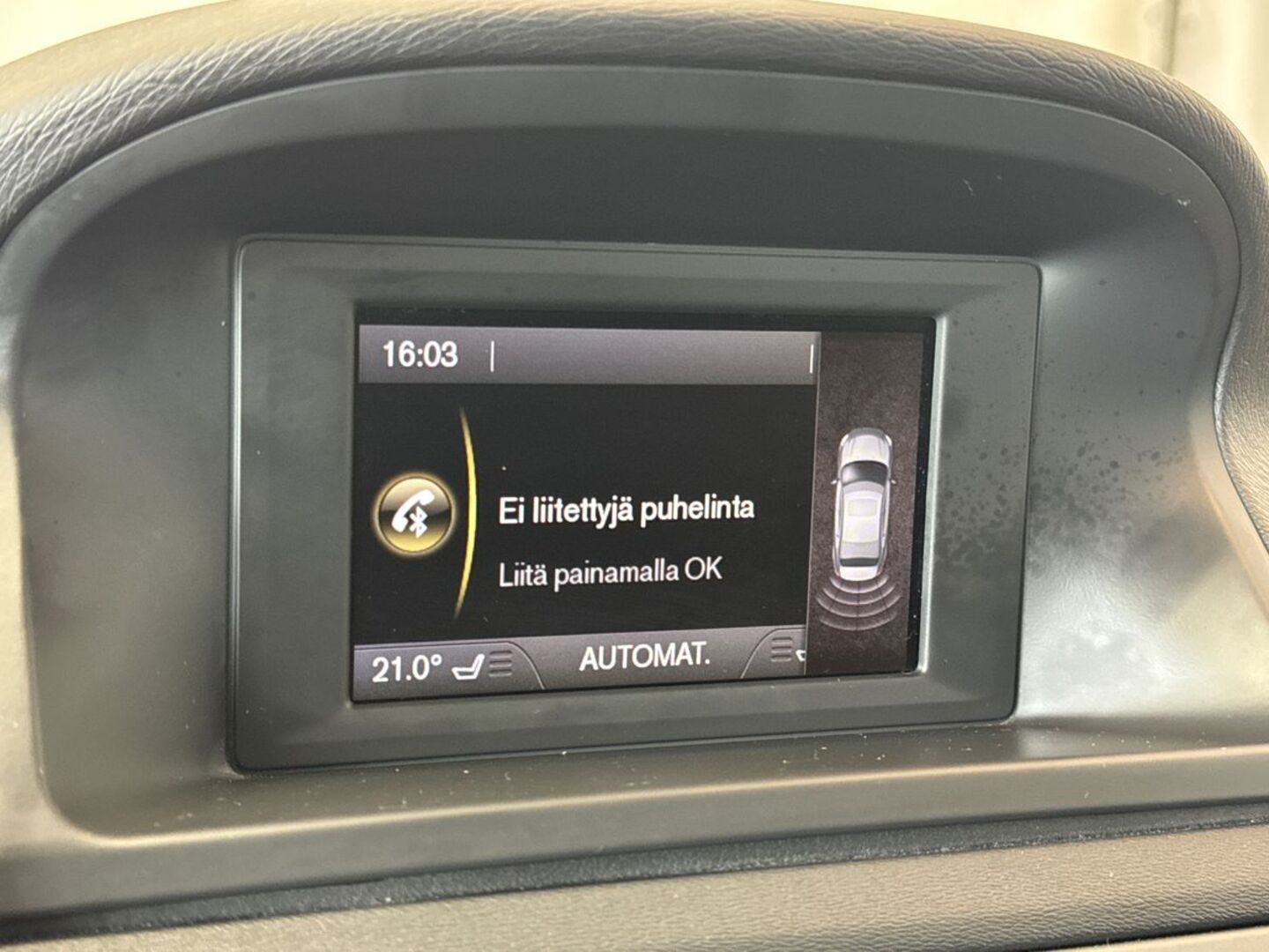 VOLVO V70 2013
