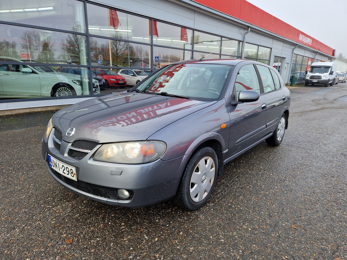 NISSAN Almera 2004