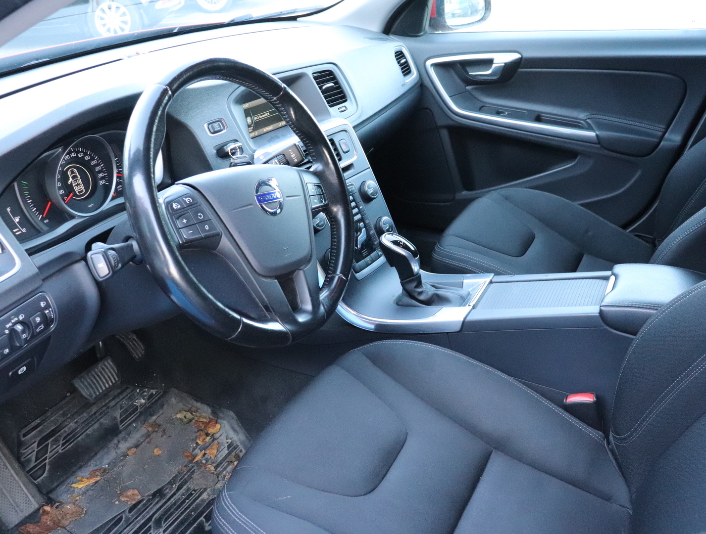 VOLVO S60 2015