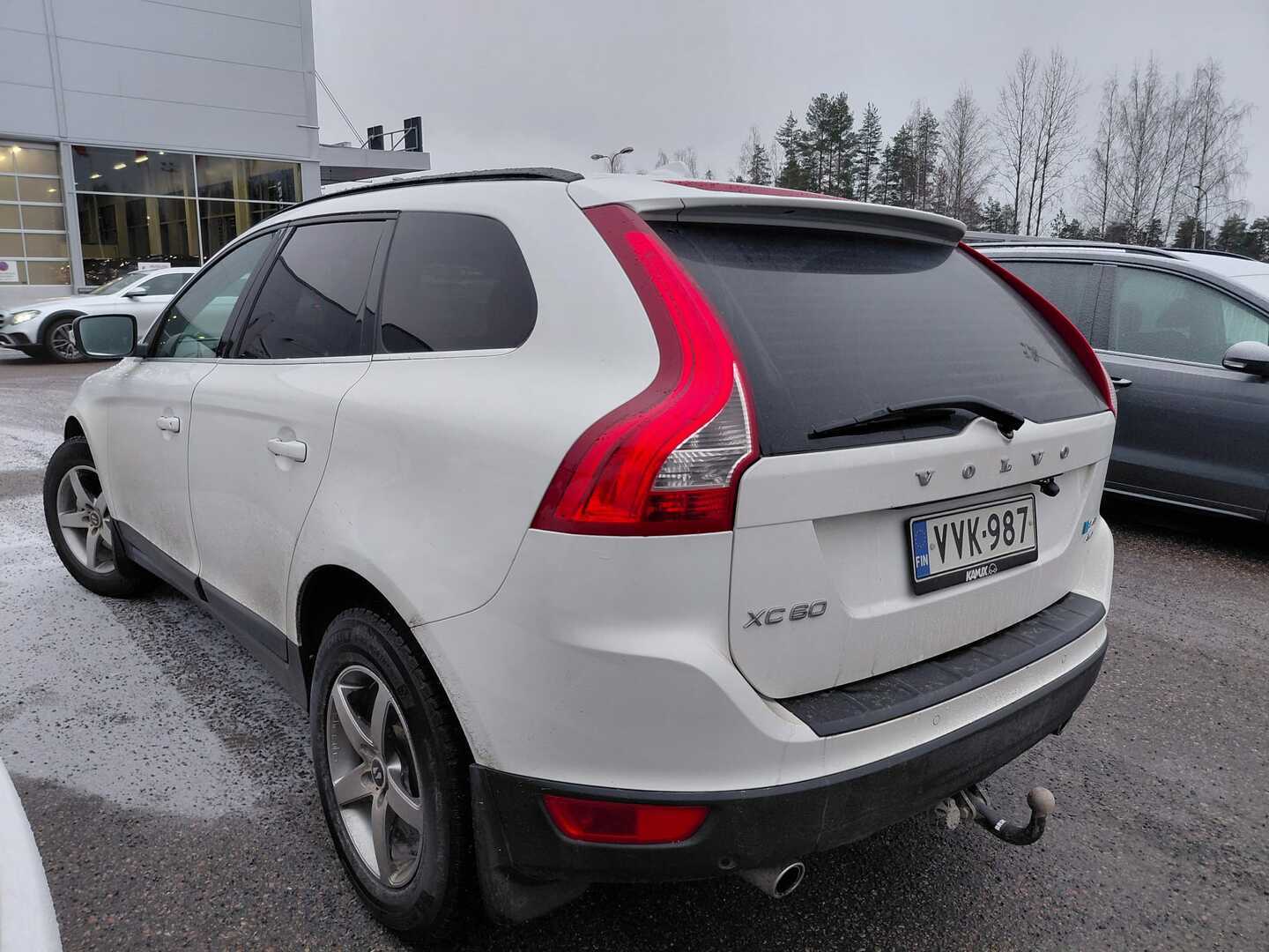VOLVO XC60 2010