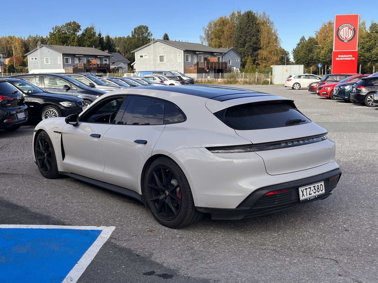 PORSCHE Taycan 2022