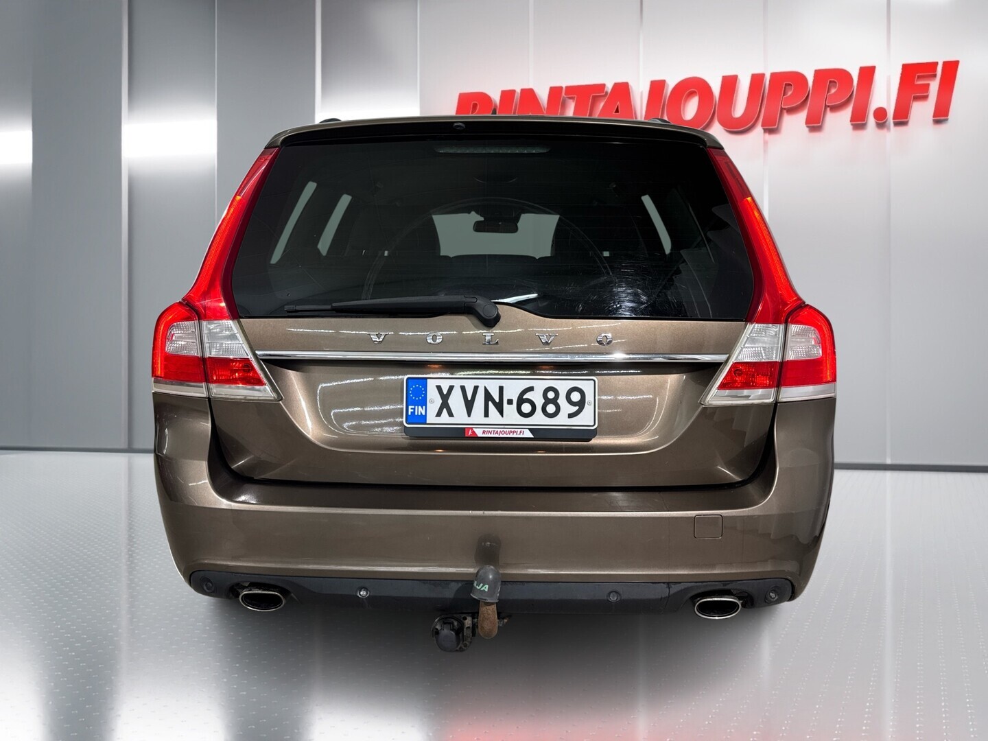 VOLVO V70 2014
