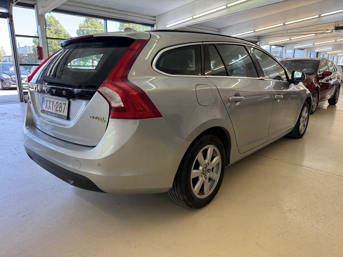 VOLVO V60 2011