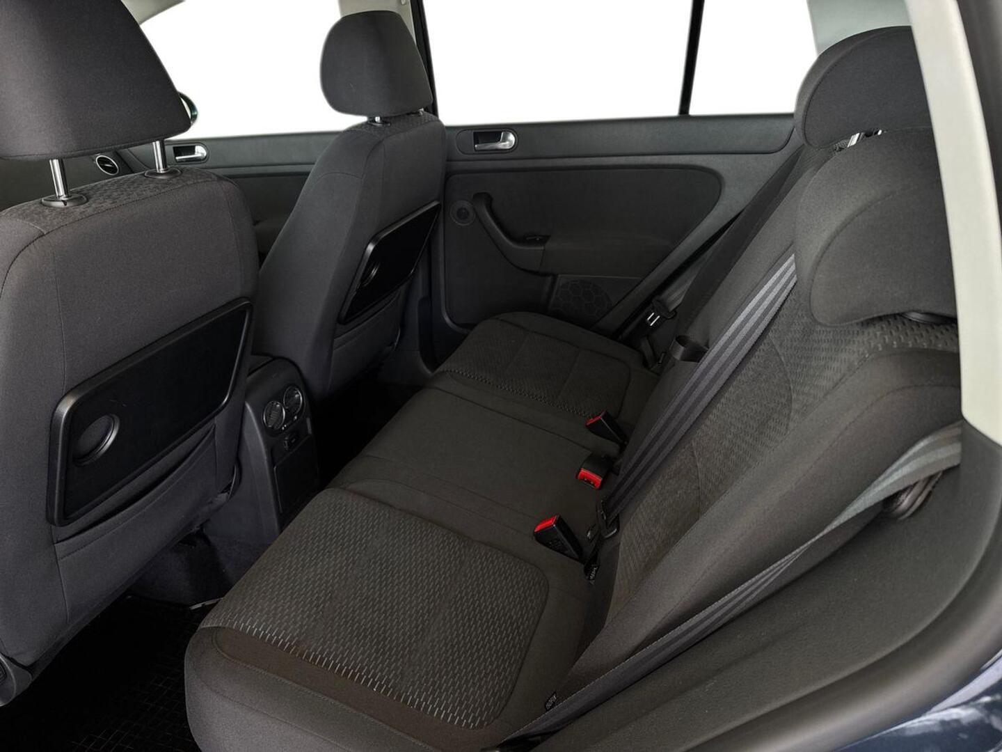 VOLKSWAGEN Golf Plus 2012