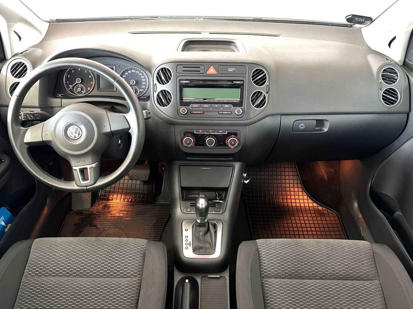 VOLKSWAGEN Golf Plus 2012