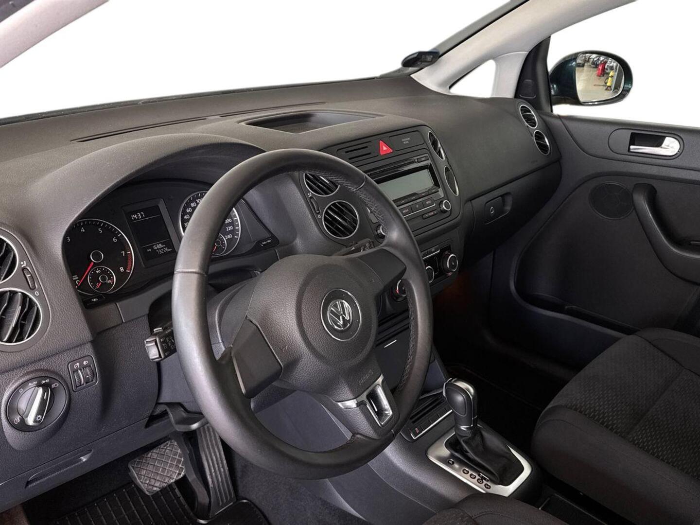 VOLKSWAGEN Golf Plus 2012
