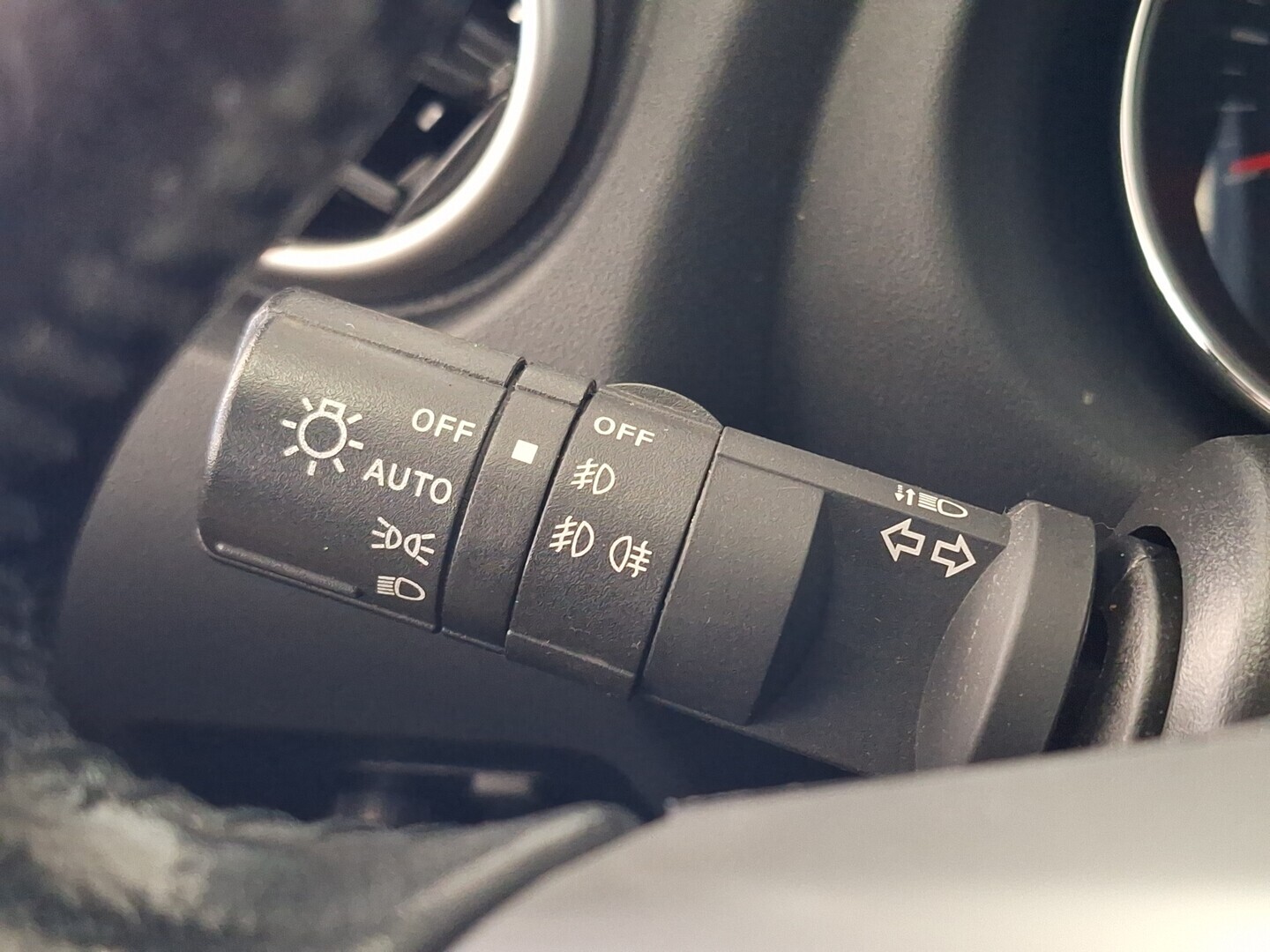 NISSAN Qashqai 2013