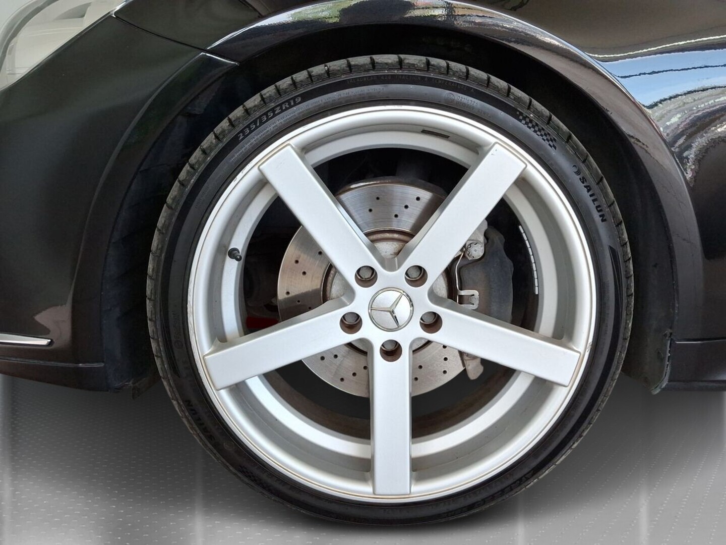 MERCEDES-BENZ E 2010