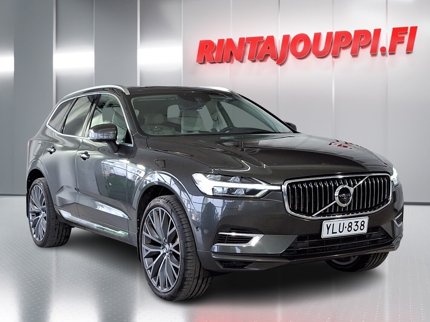 VOLVO XC60 2018