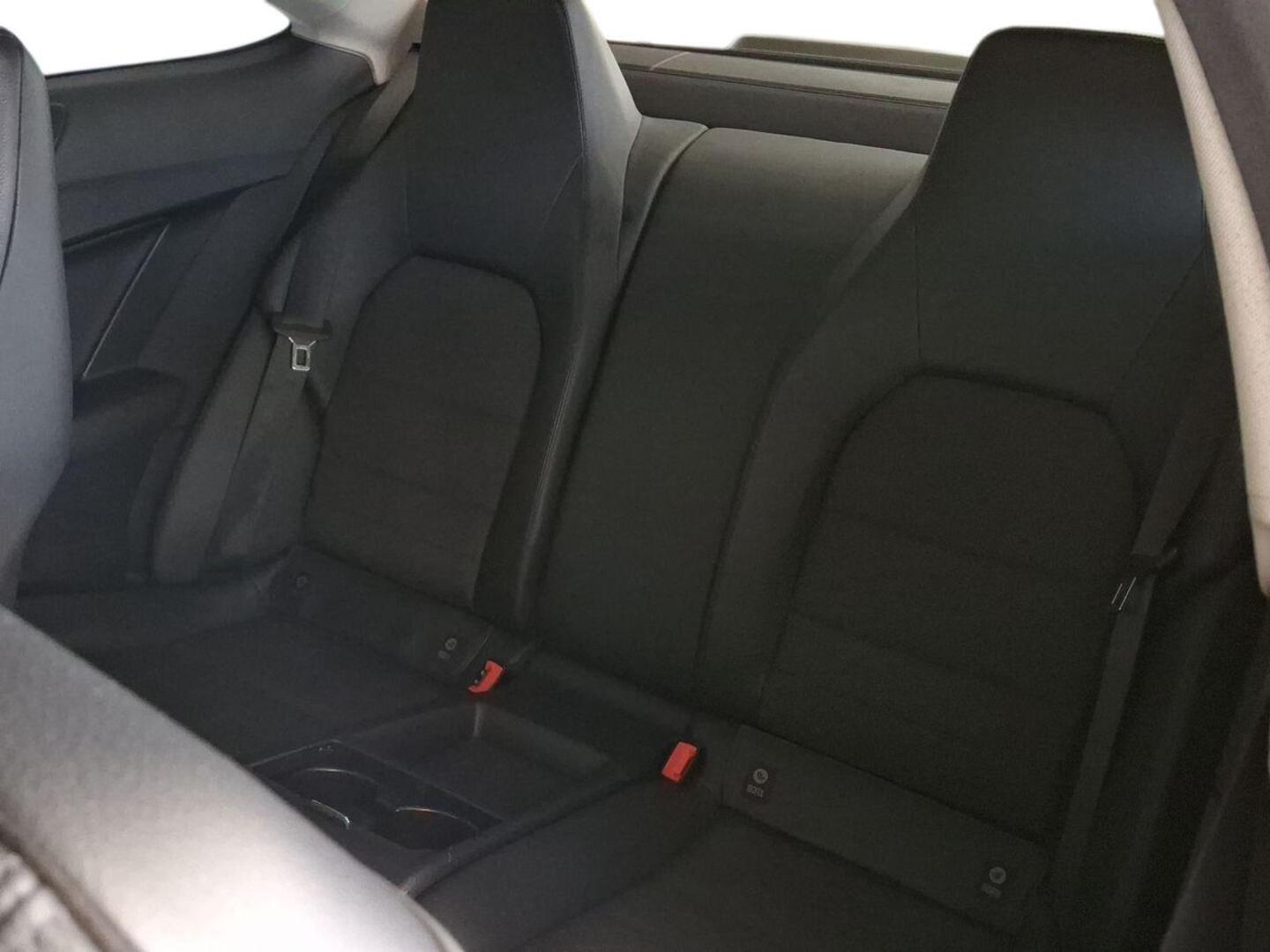 MERCEDES-BENZ C 2011
