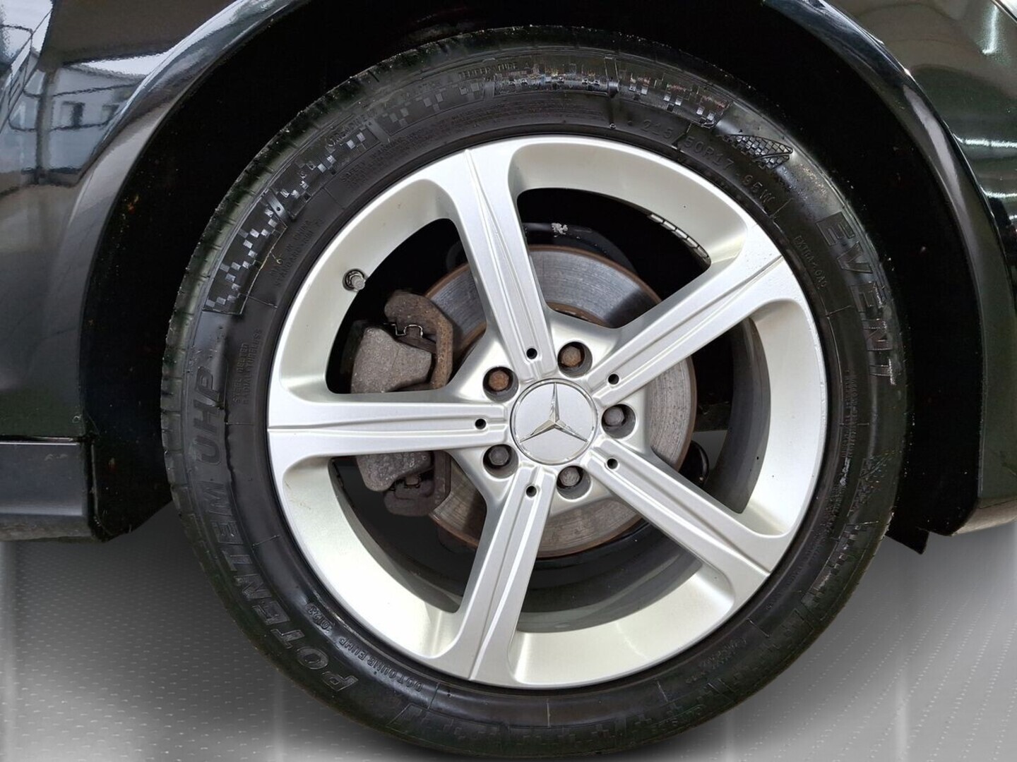 MERCEDES-BENZ C 2011