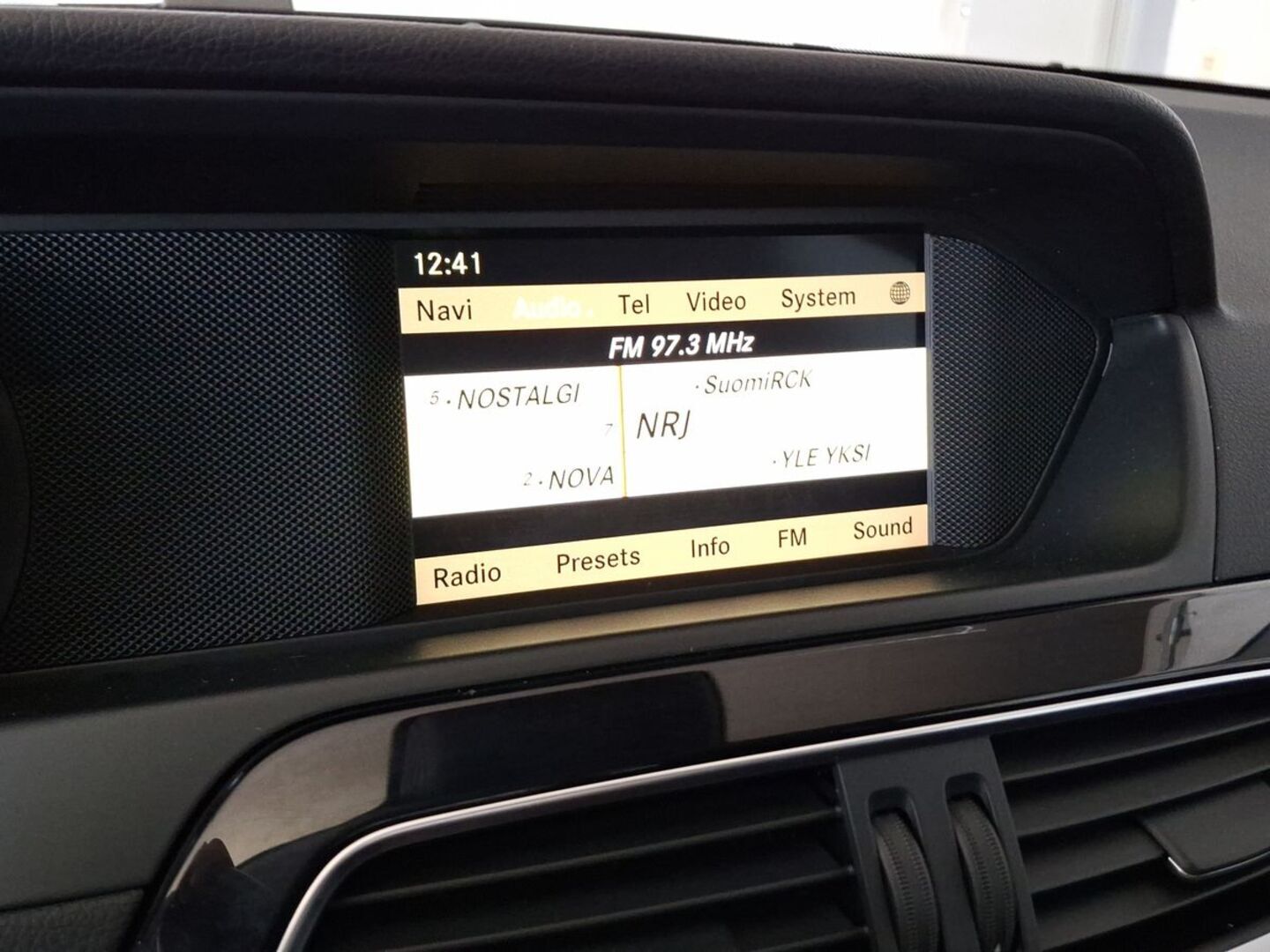 MERCEDES-BENZ C 2011