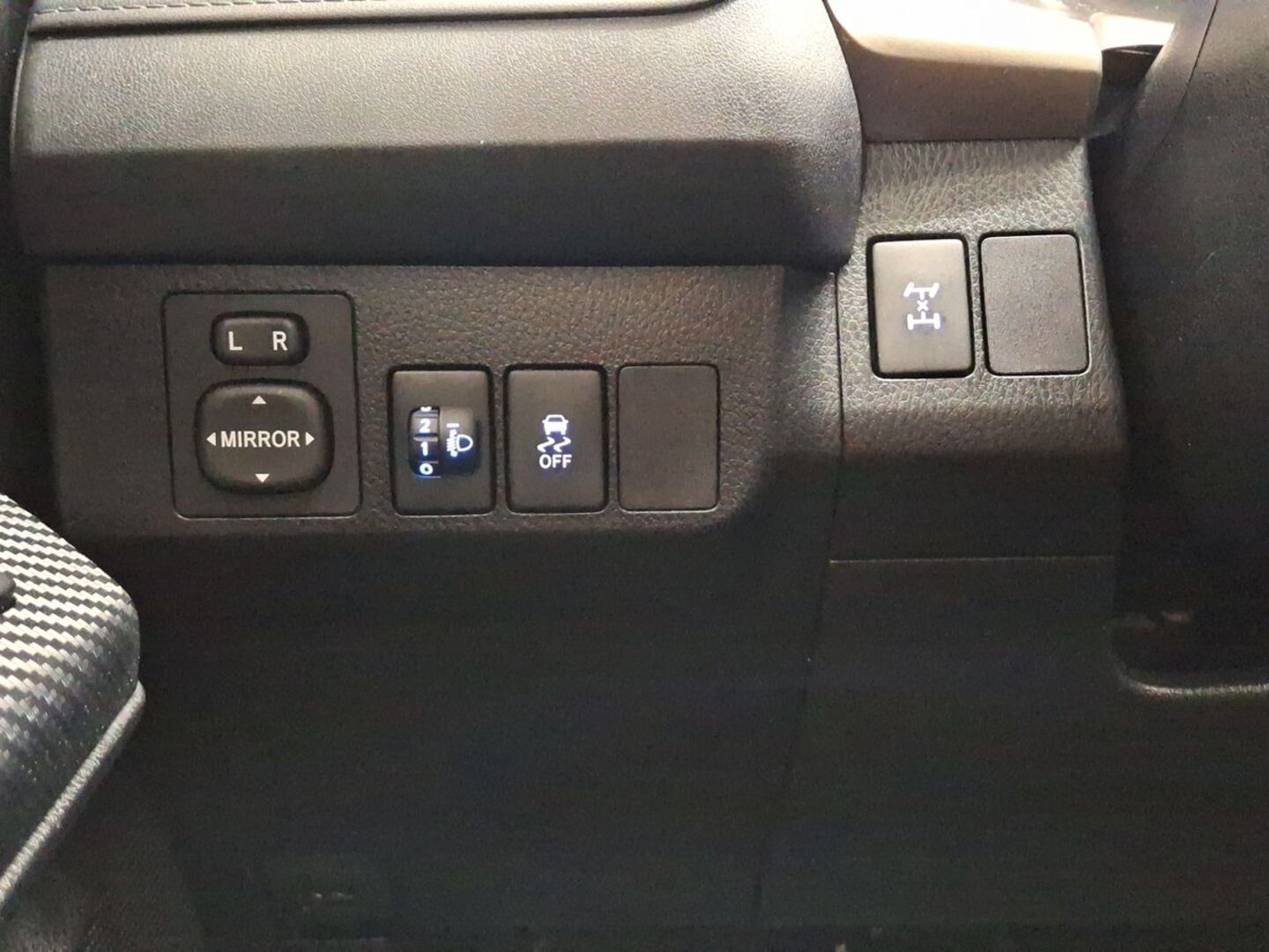 TOYOTA RAV4 2013