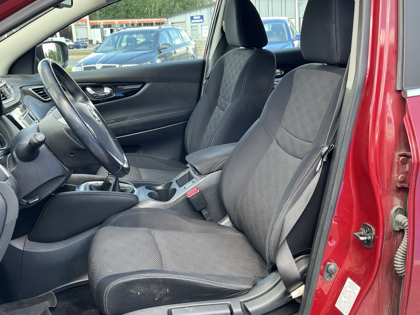 NISSAN Qashqai 2014