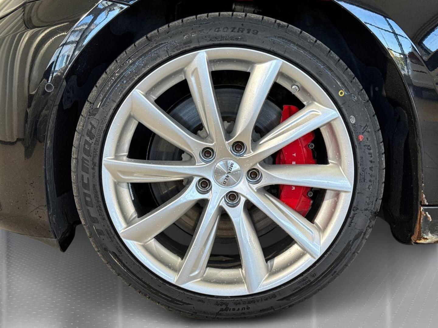 TESLA Model 3 2019