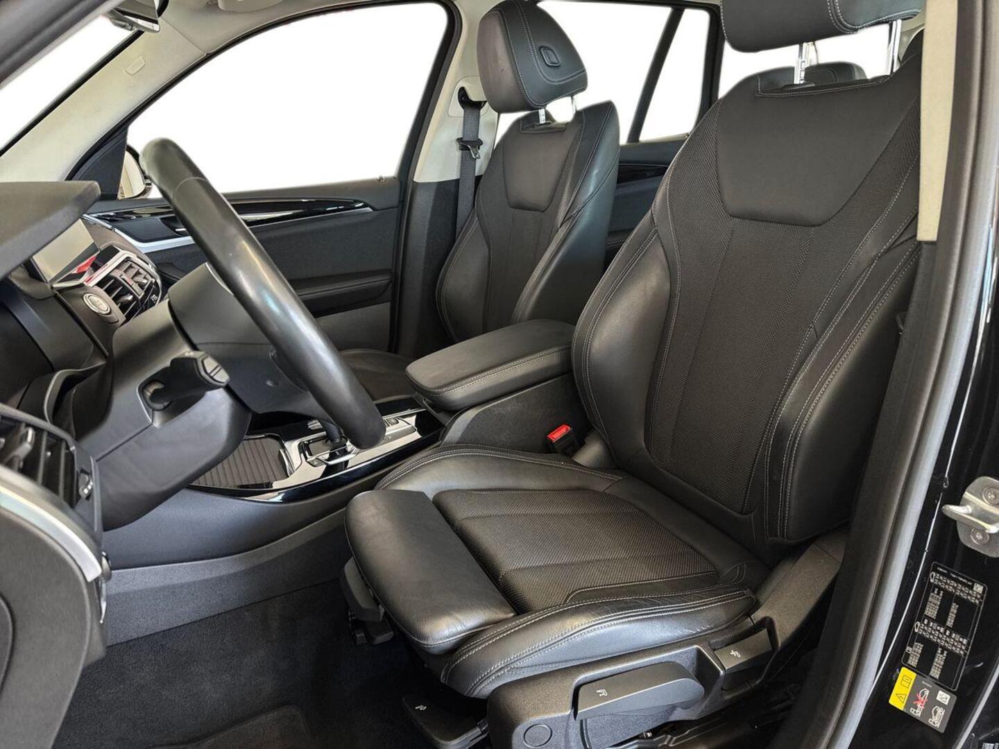 BMW X3 7