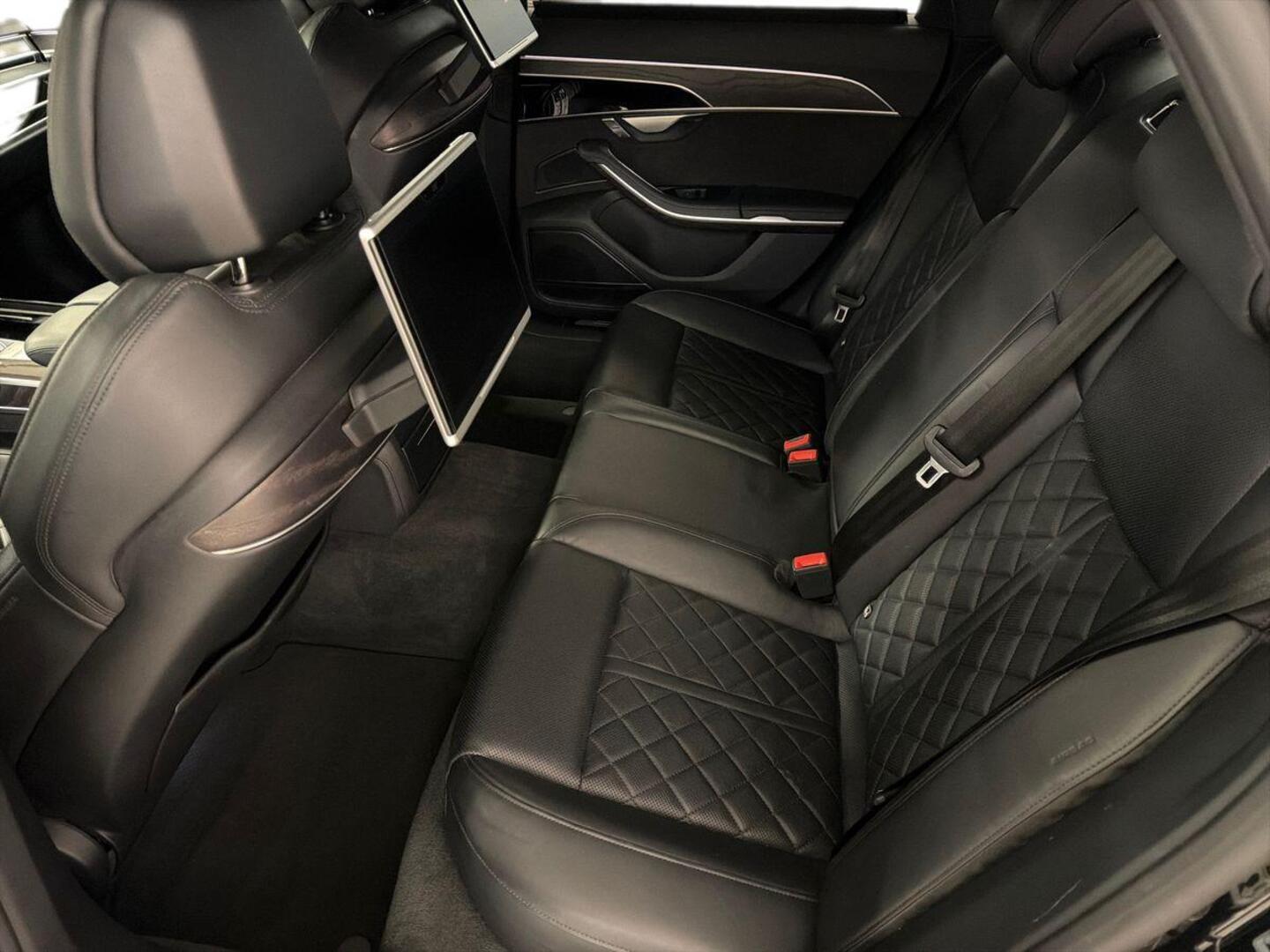AUDI A8 2020