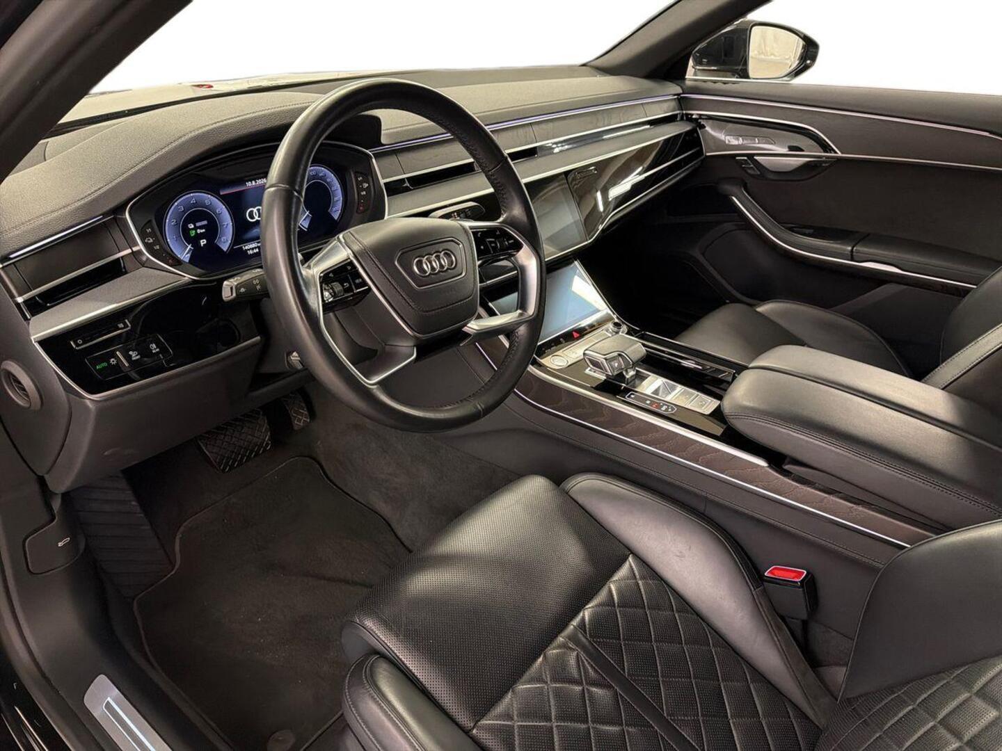 AUDI A8 2020