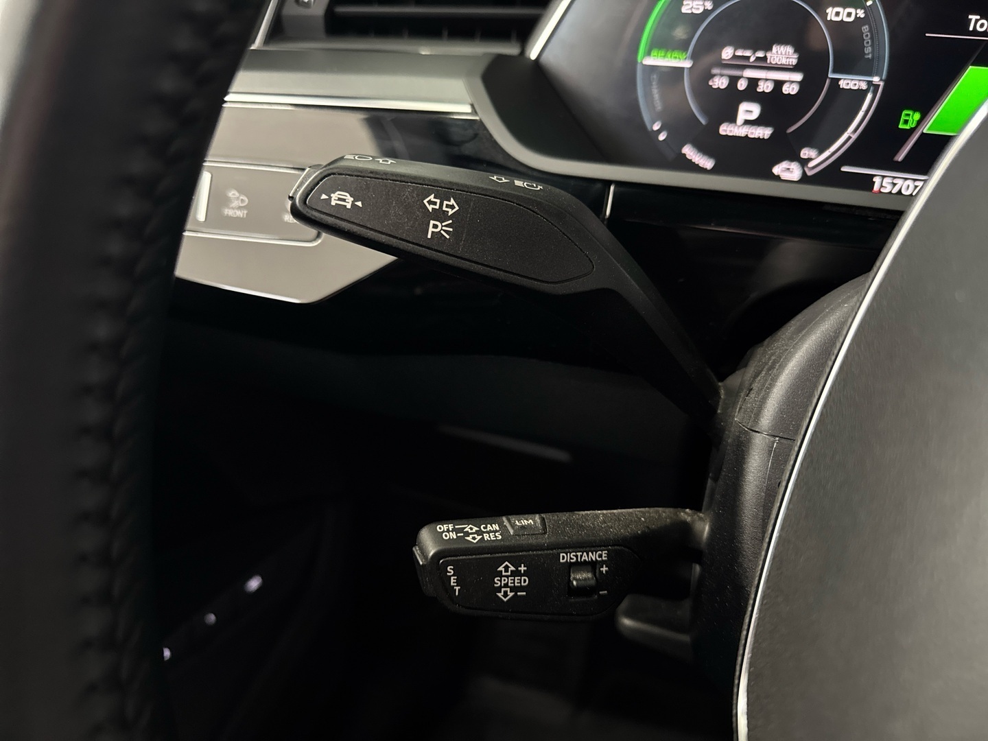 AUDI e-tron 2019