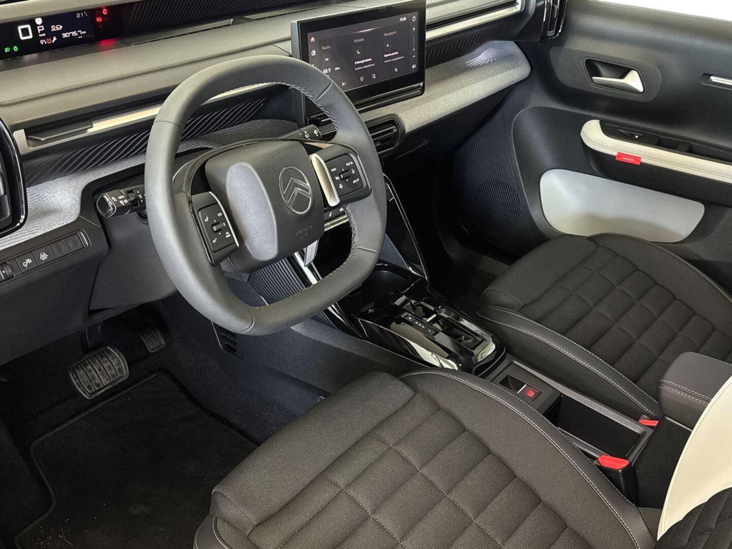 CITROEN e-C3 Aircross 7