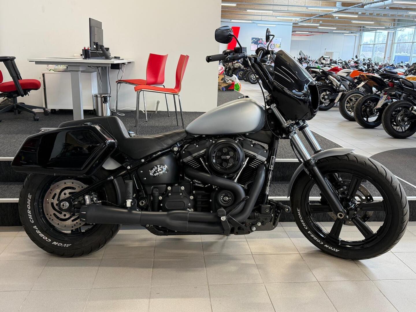 HARLEY-DAVIDSON SOFTAIL 2020
