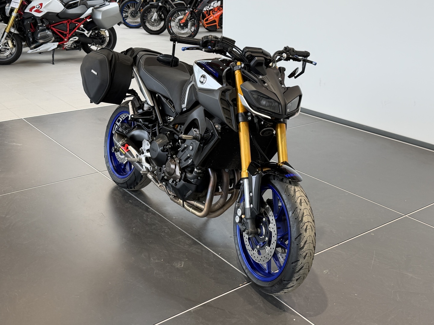 YAMAHA MT-09 2019