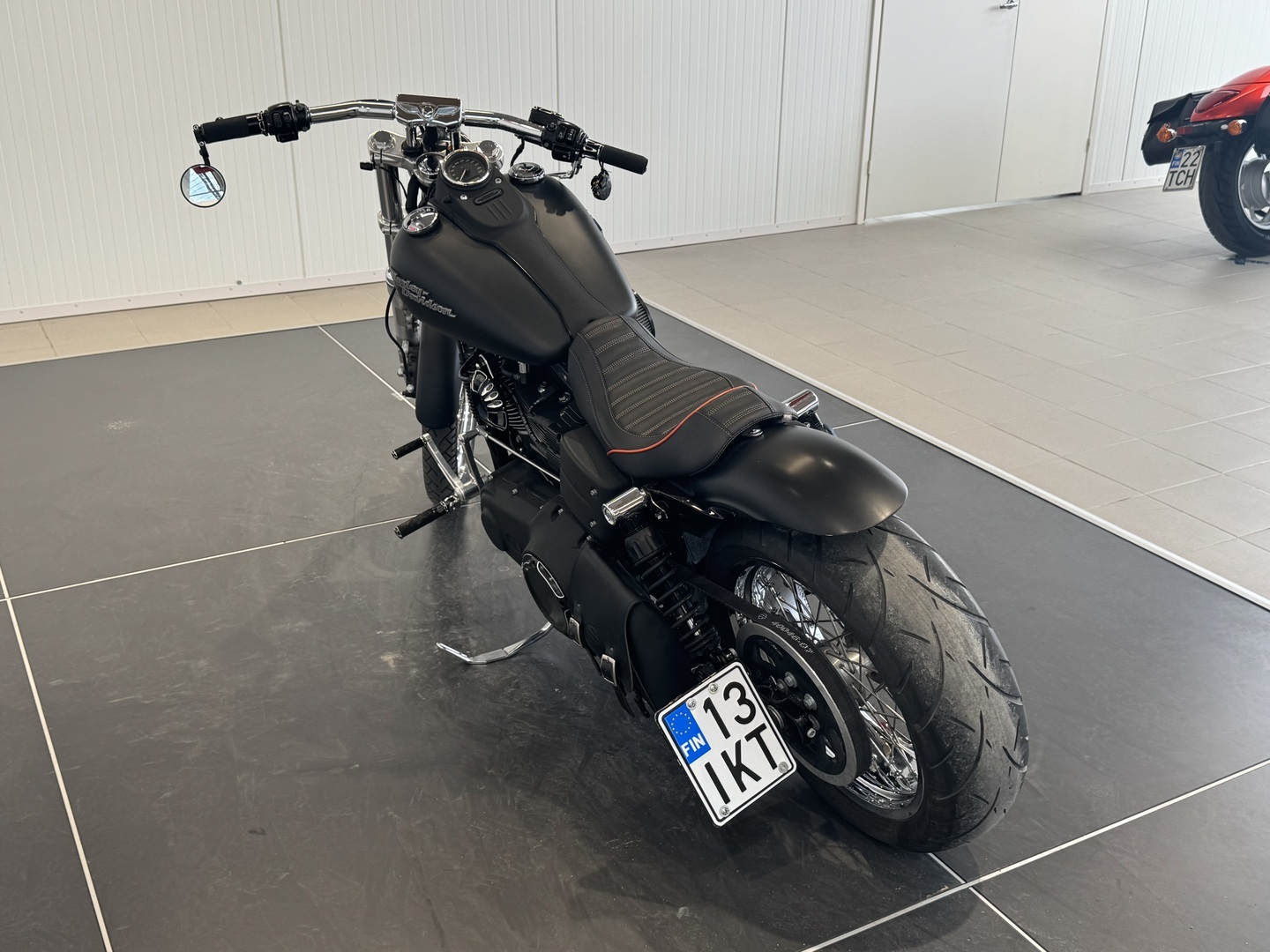 HARLEY-DAVIDSON DYNA 2007