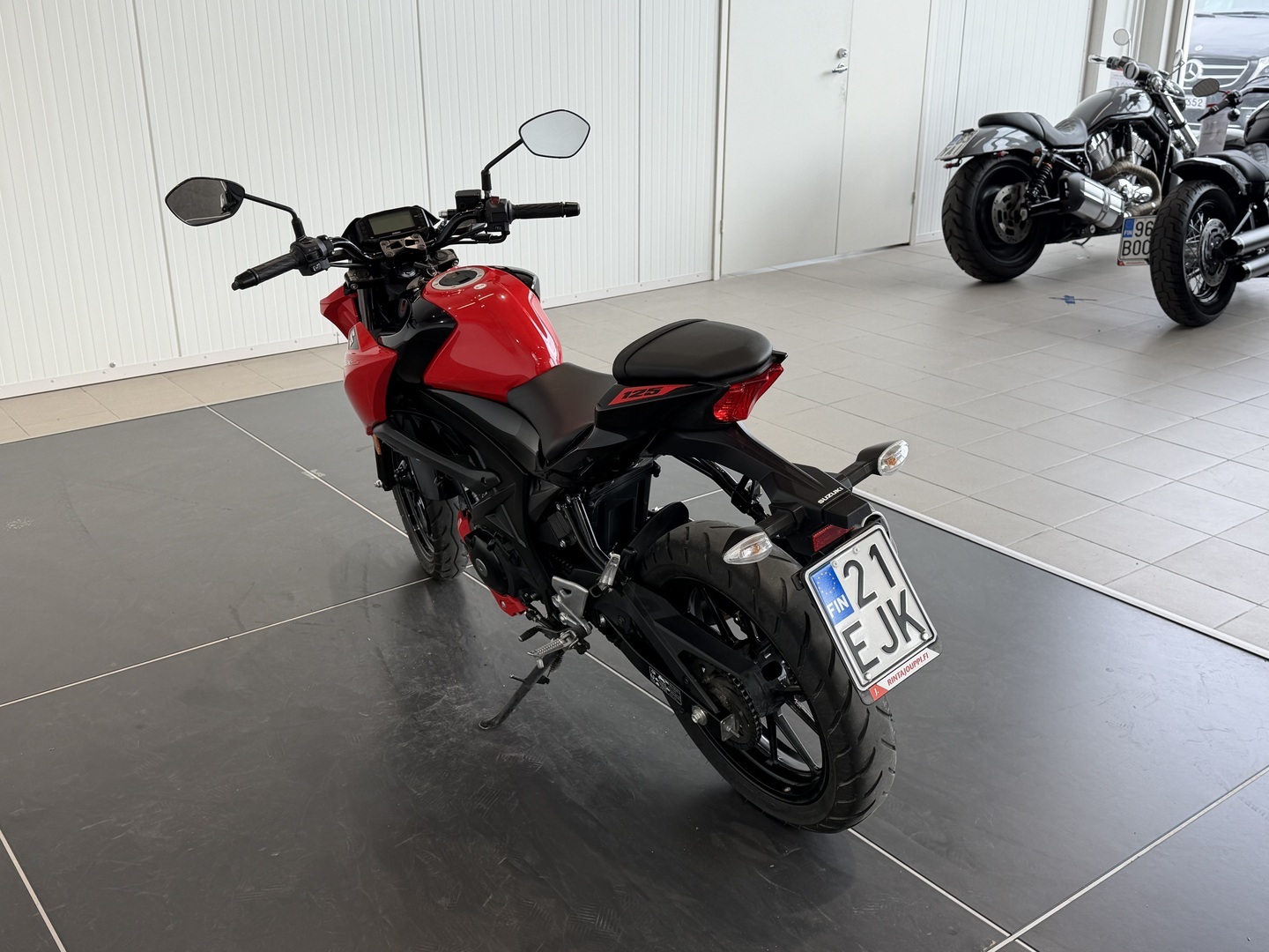 SUZUKI GSX-S 2020
