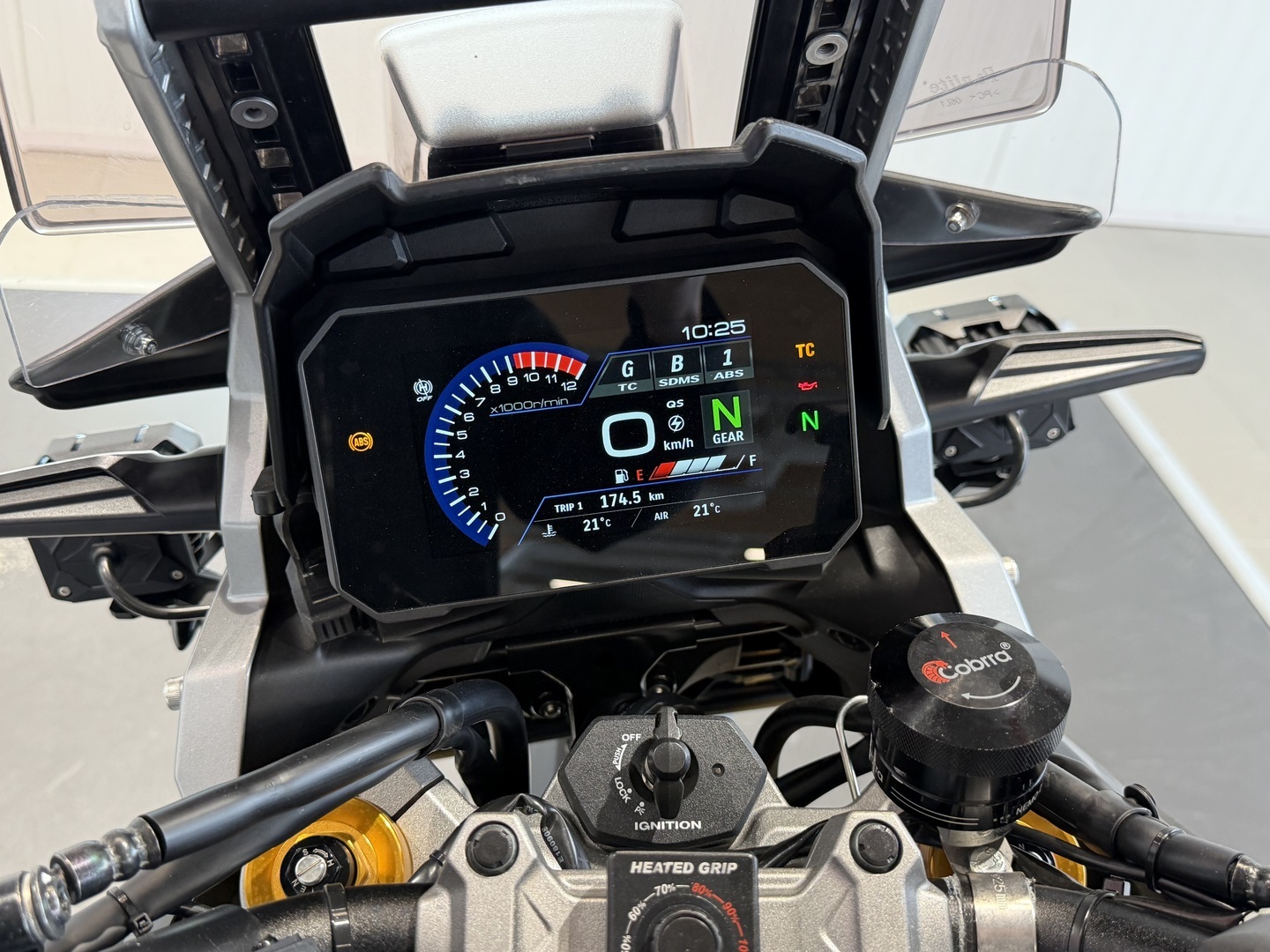 SUZUKI DL 2024