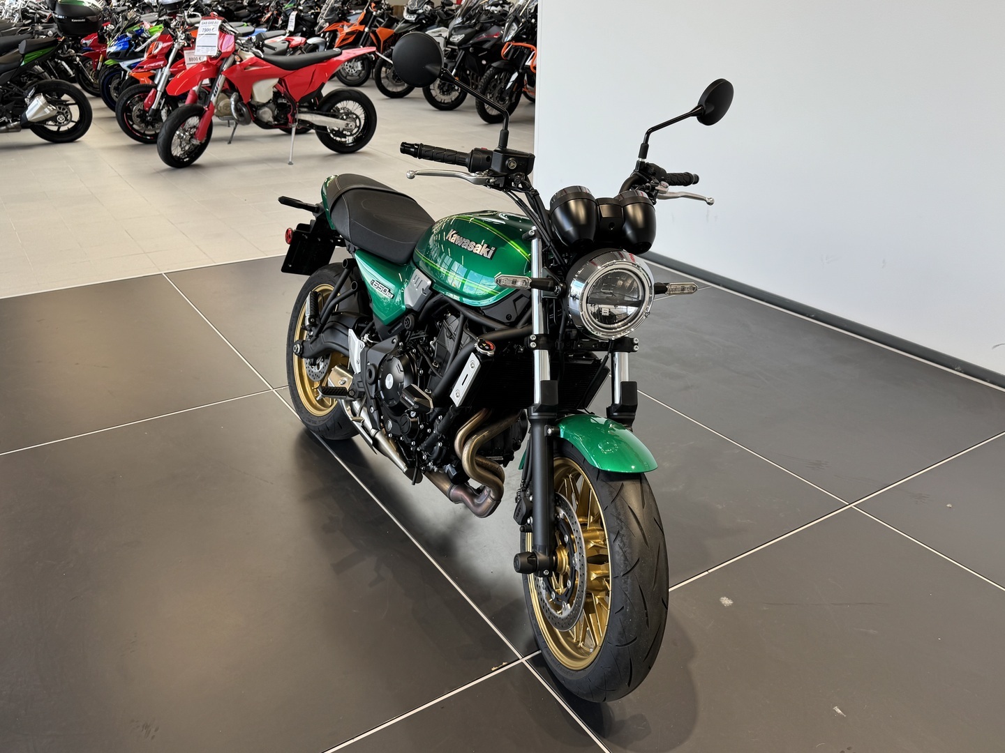 KAWASAKI Z 2024