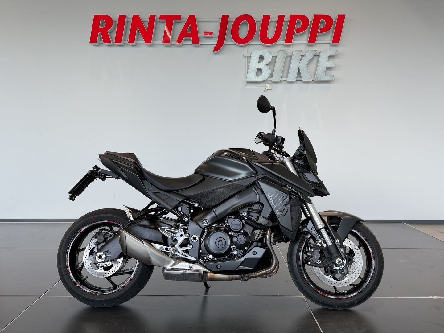 SUZUKI GSX-S 2022