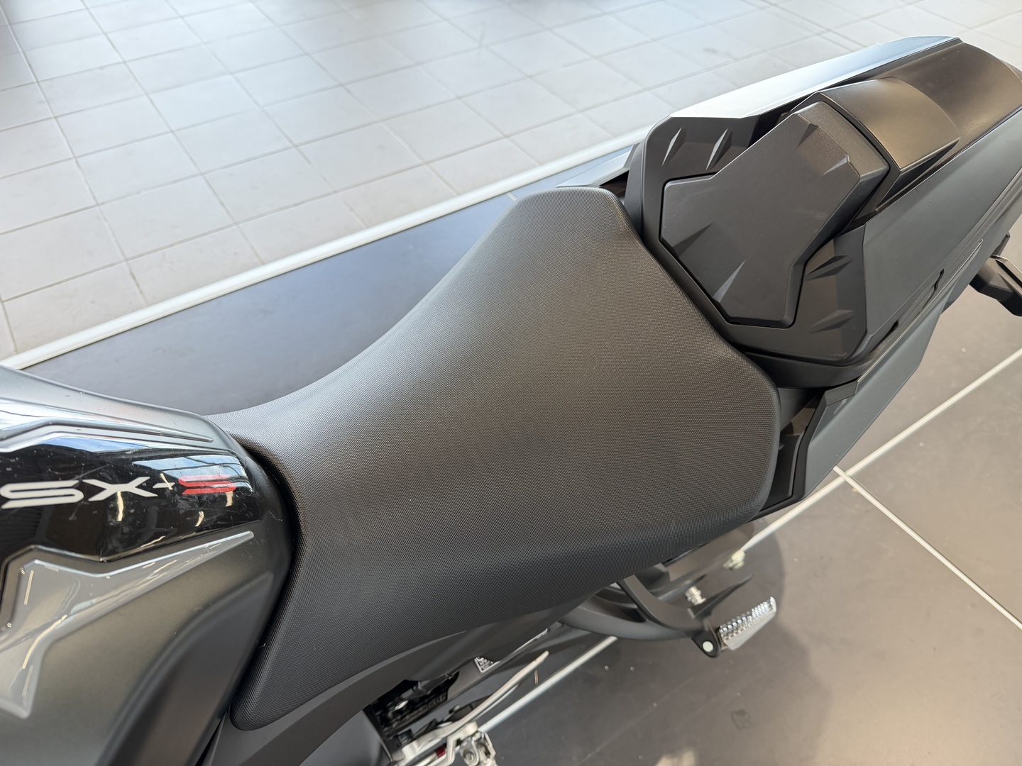 SUZUKI GSX-S 2022