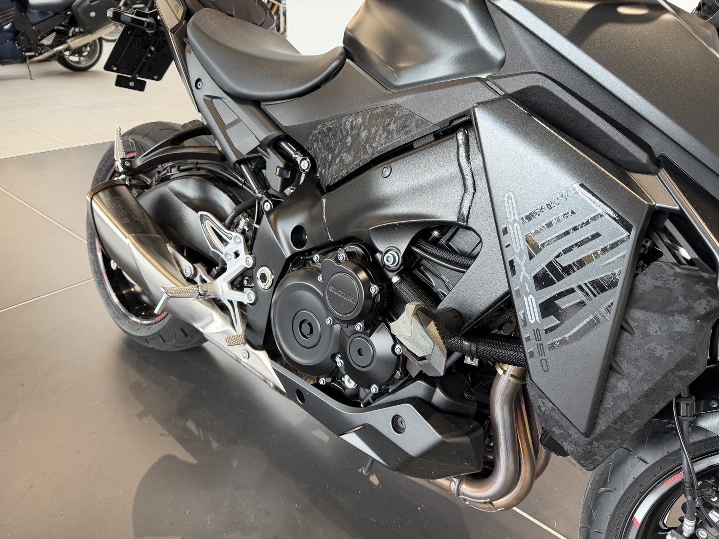 SUZUKI GSX-S 2022