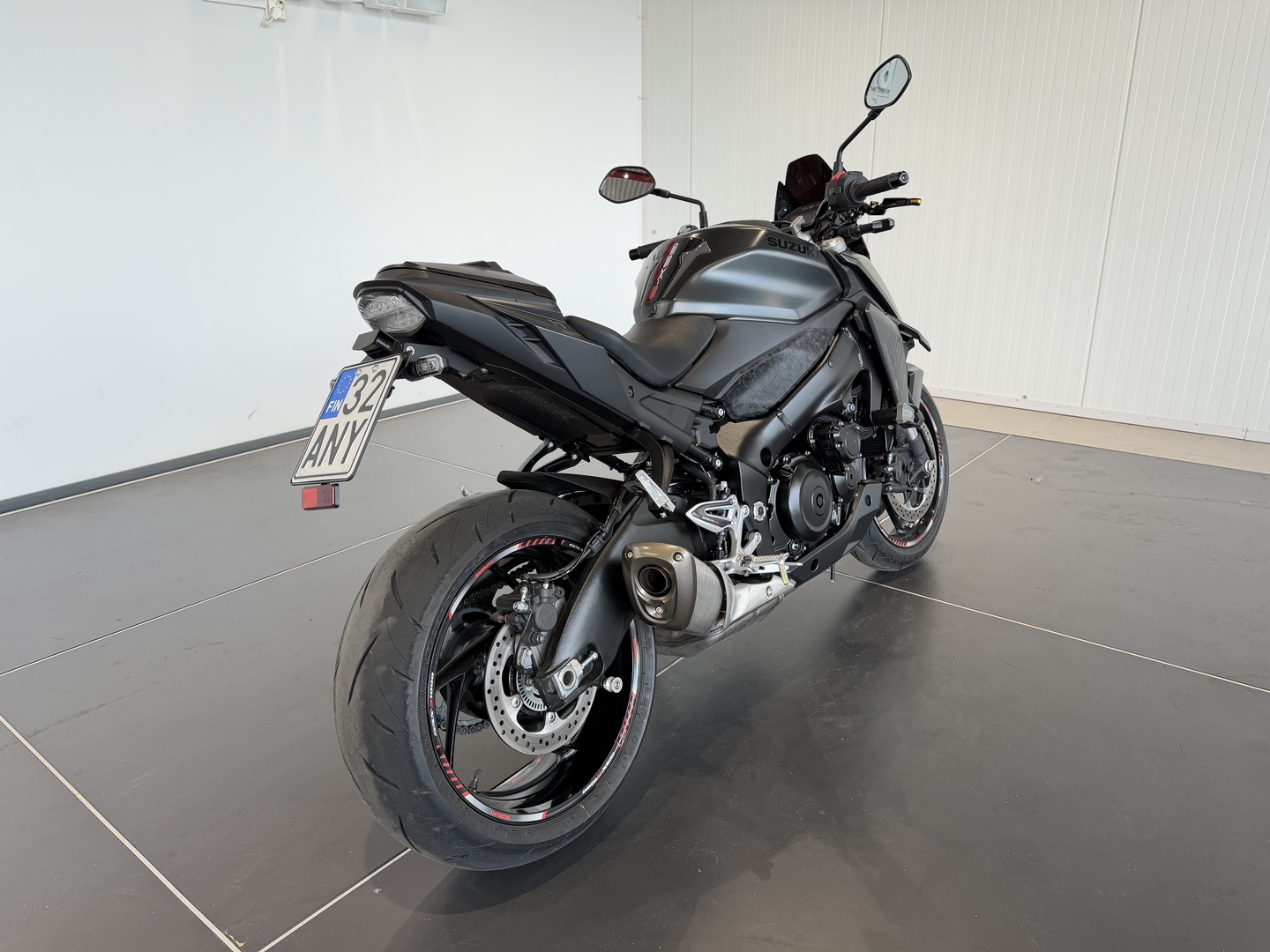 SUZUKI GSX-S 2022