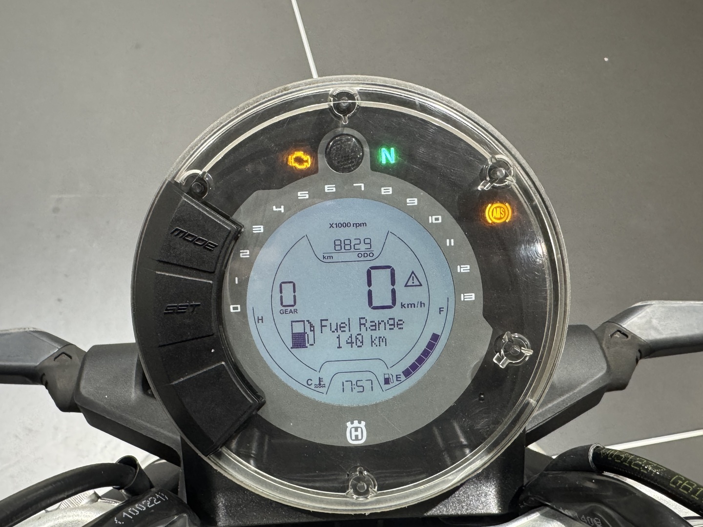 HUSQVARNA SVARTPILEN 2020