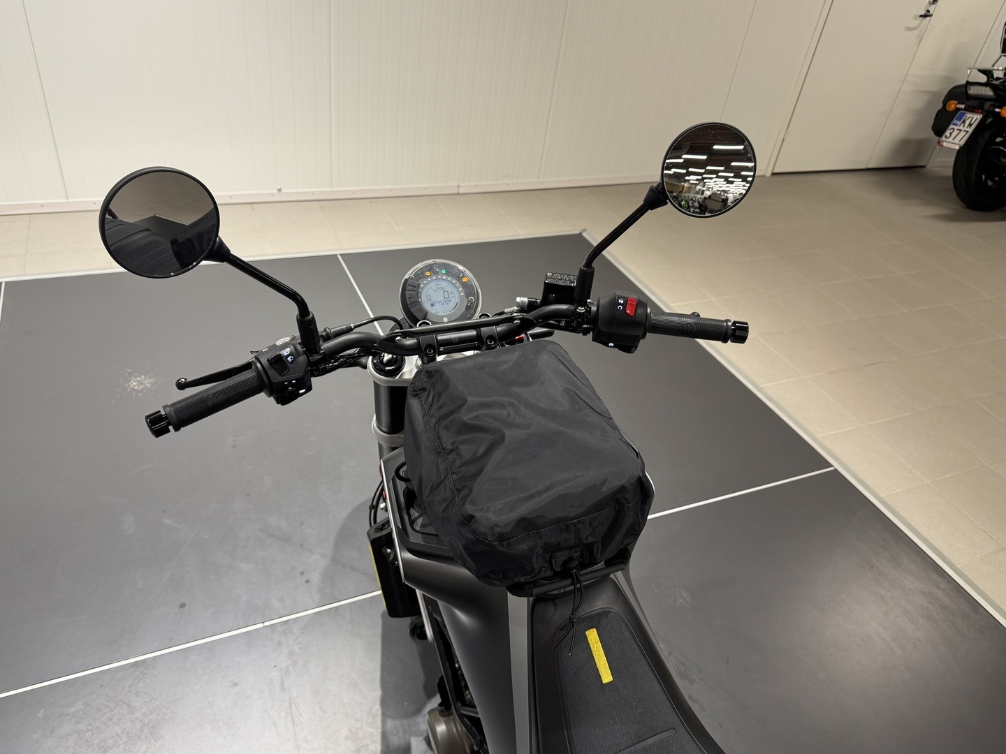 HUSQVARNA SVARTPILEN 2020