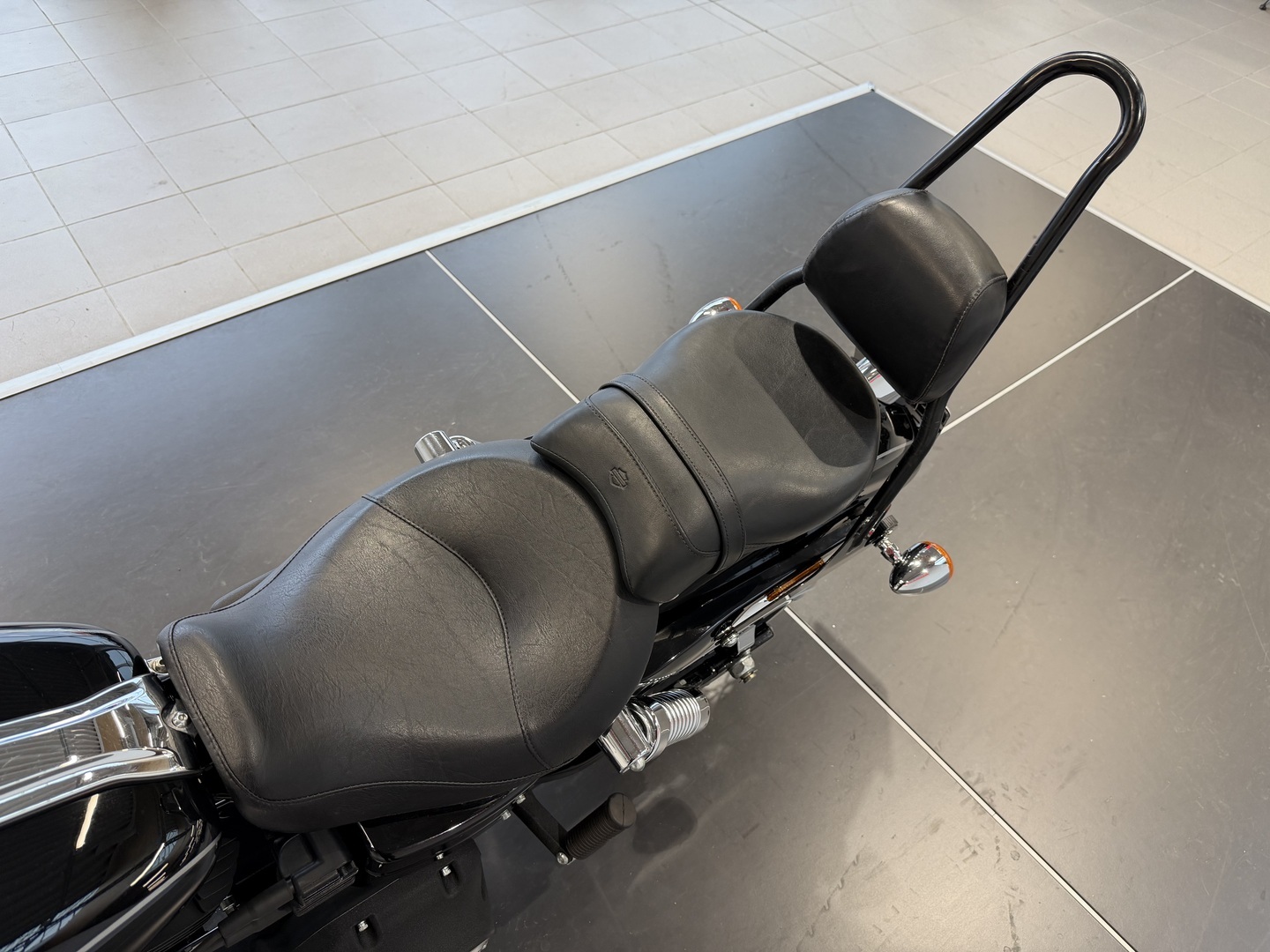 HARLEY-DAVIDSON DYNA 2011