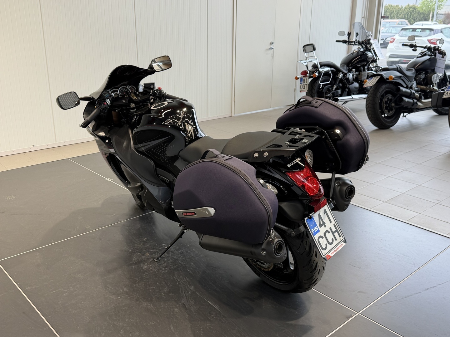 SUZUKI GSX 2011
